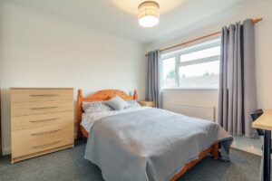 5 Burford Close, Bedroom2